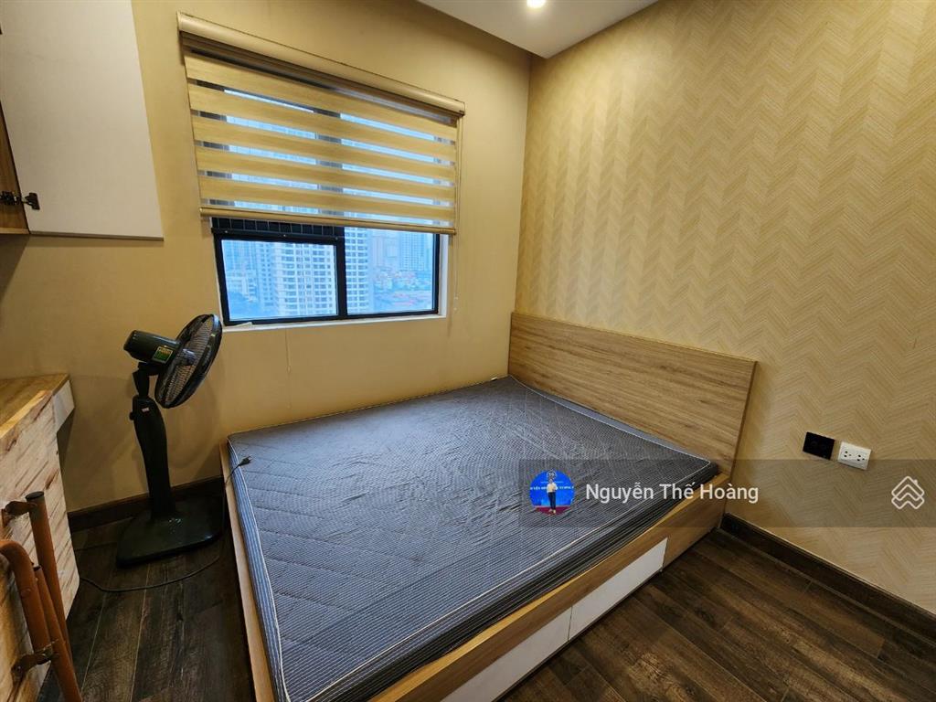 Giá thật, bán ch 3n  2wc 100m² tòa goldseason. tầng trung 2 mặt thoáng, full nội thất đẹp, sổ đỏ
