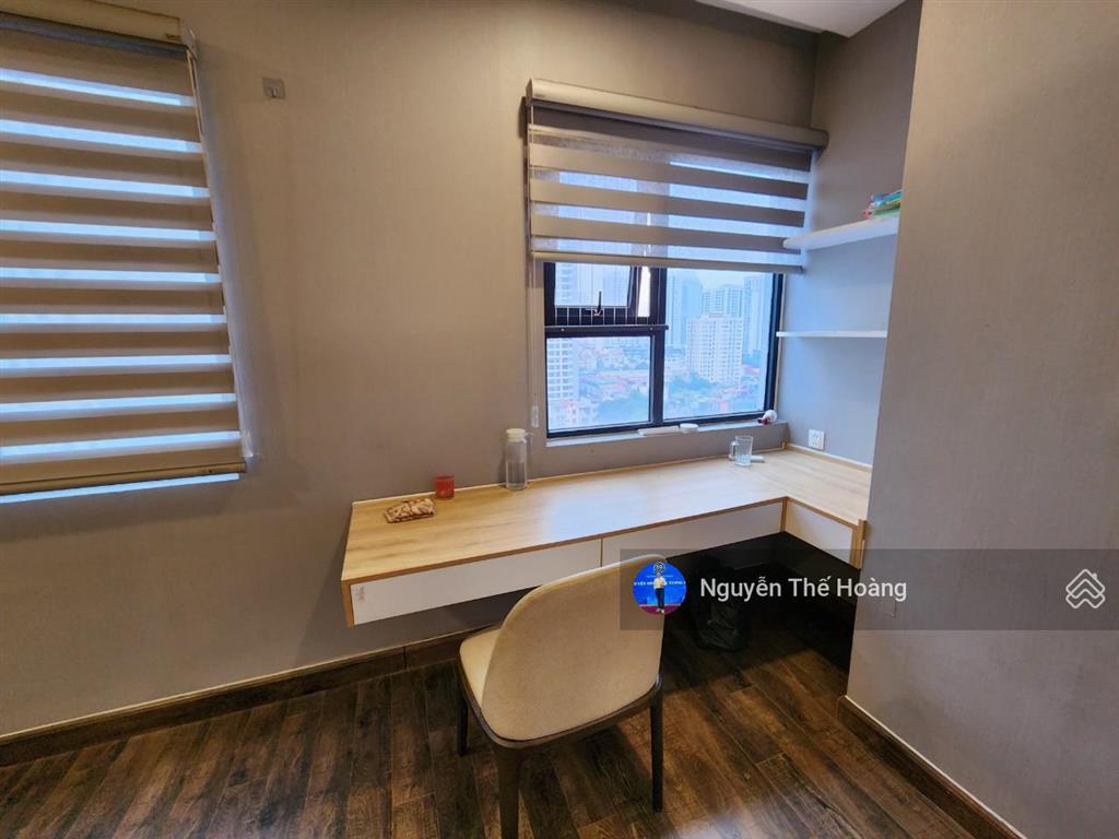Giá thật, bán ch 3n  2wc 100m² tòa goldseason. tầng trung 2 mặt thoáng, full nội thất đẹp, sổ đỏ