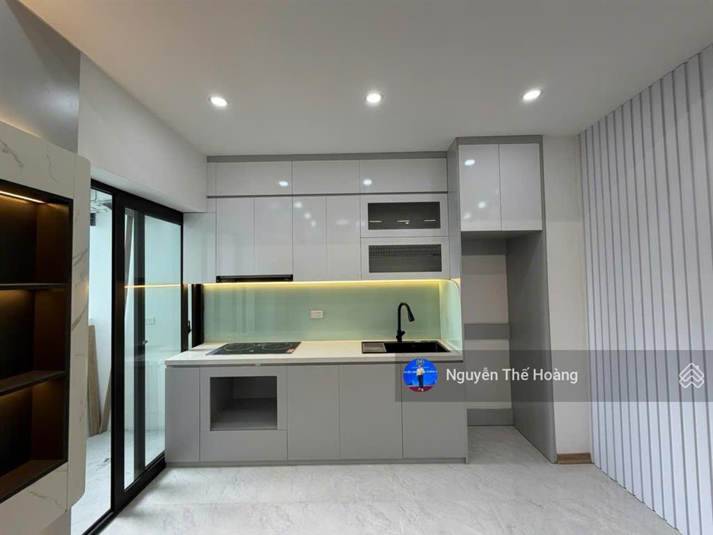 Giá thật, bán ch 2n  2wc 60m2 tòa thnc. tầng trung bc thoáng mát, nội thất đầy đủ, sổ đỏ sẵn