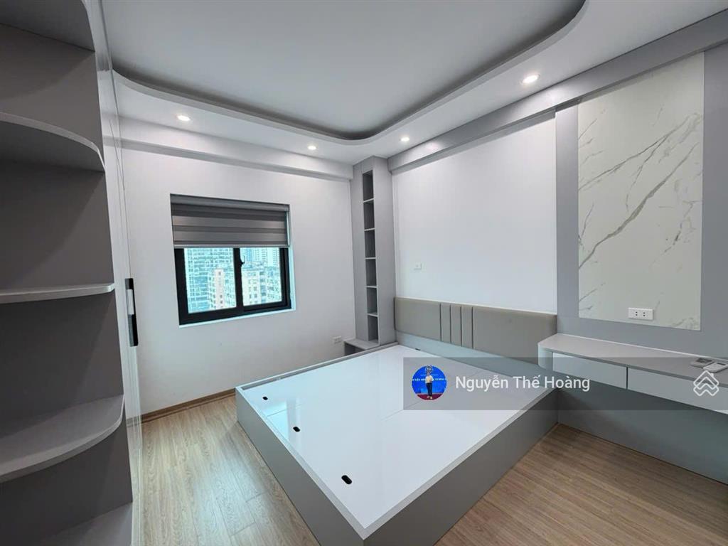 Giá thật, bán ch 2n  2wc 60m2 tòa thnc. tầng trung bc thoáng mát, nội thất đầy đủ, sổ đỏ sẵn
