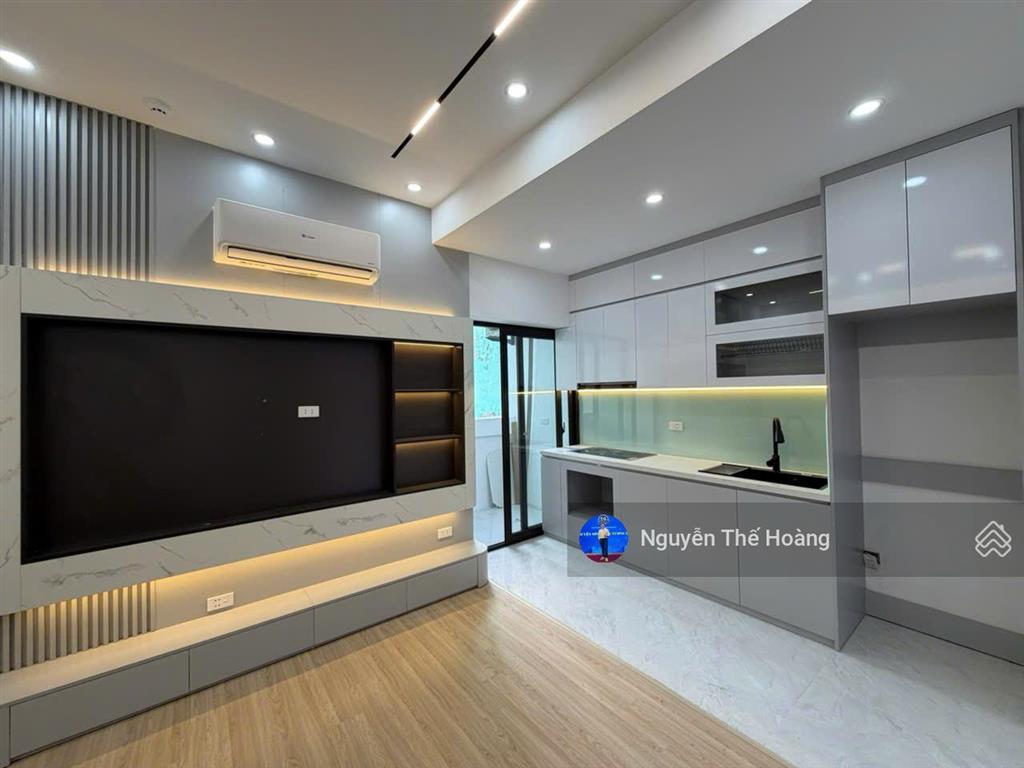 Giá thật, bán ch 2n  2wc 60m2 tòa thnc. tầng trung bc thoáng mát, nội thất đầy đủ, sổ đỏ sẵn