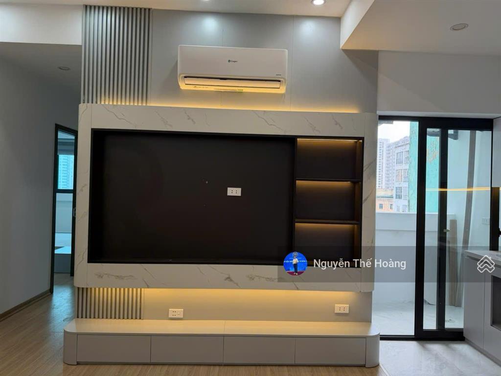 Giá thật, bán ch 2n  2wc 60m2 tòa thnc. tầng trung bc thoáng mát, nội thất đầy đủ, sổ đỏ sẵn