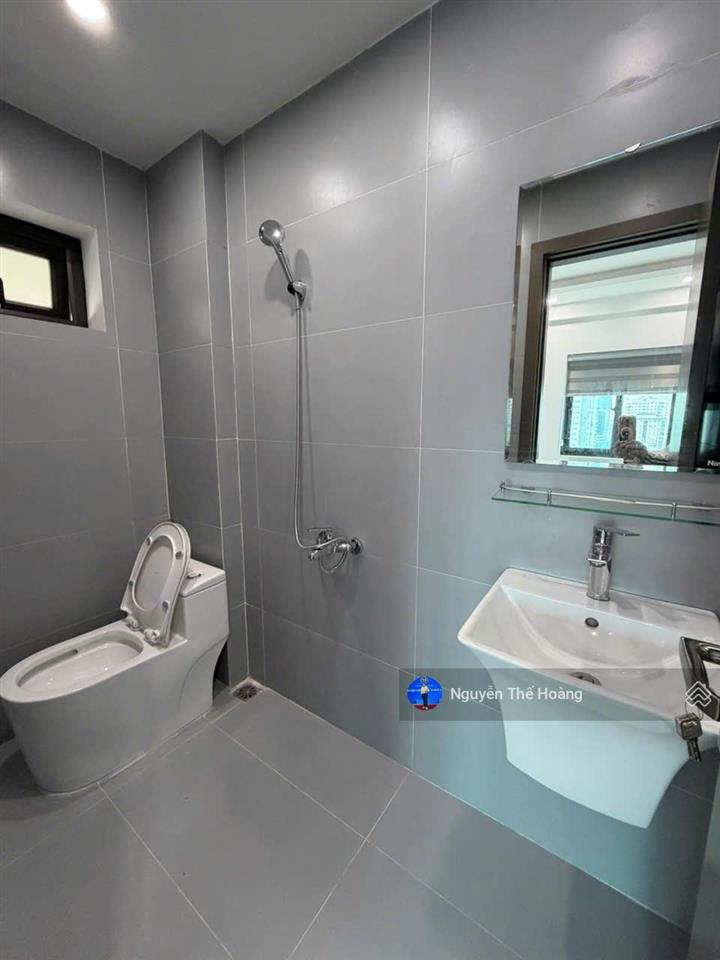 Giá thật, bán ch 2n  2wc 60m2 tòa thnc. tầng trung bc thoáng mát, nội thất đầy đủ, sổ đỏ sẵn