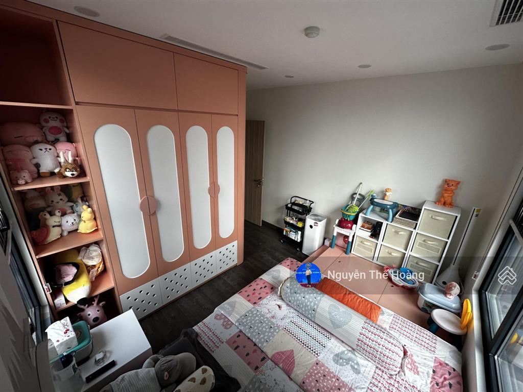 Giá thật, bán ch 136m2 3n  2wc tòa ashahi. tầng trung bc thoáng mát, full đồ, sổ đỏ, bao thuế phí