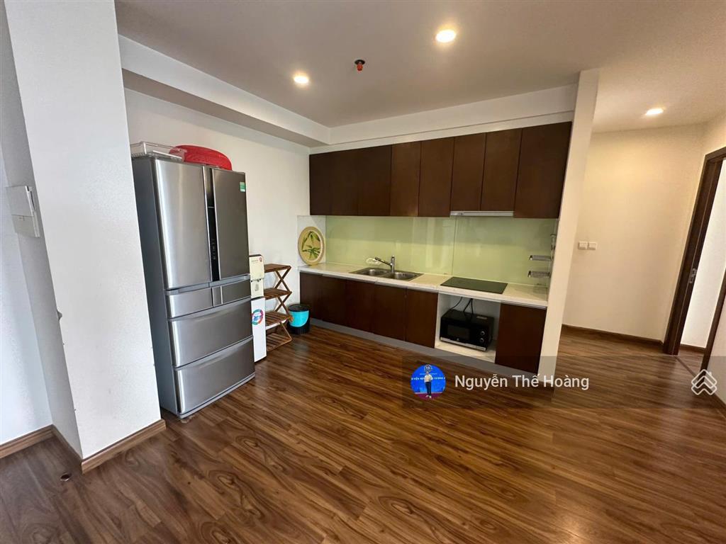Giá thật, bán ch 2n  2wc 83,2m2 tòa goldenpalm. tầng trung bc thoáng mát, full nội thất, sổ đỏ