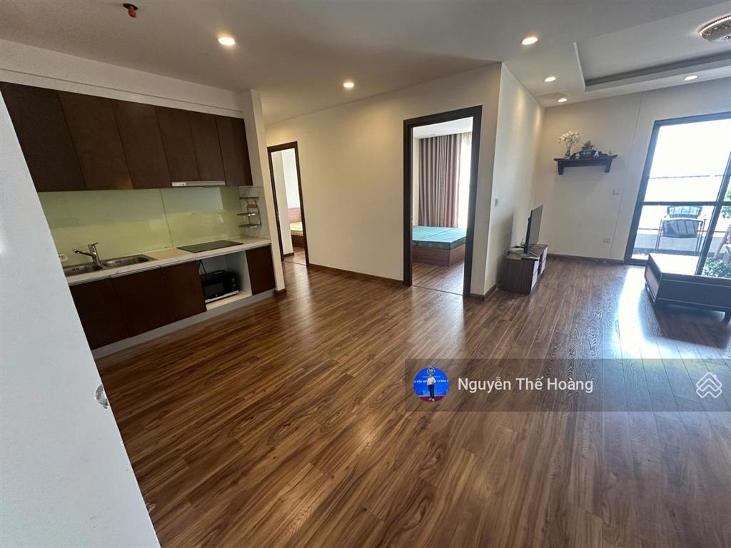 Giá thật, bán ch 2n  2wc 83,2m2 tòa goldenpalm. tầng trung bc thoáng mát, full nội thất, sổ đỏ
