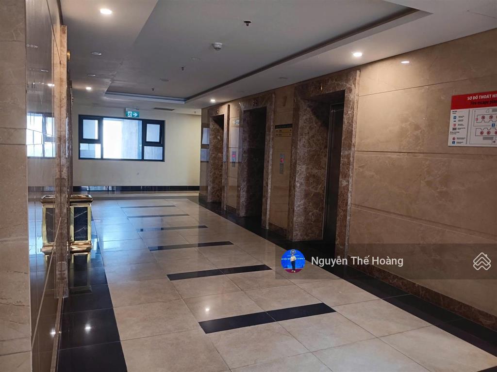 Giá thật, bán ch 2n 55m2 tòa fs  goldseason, tầng trung bc thoáng mát, full đồ, hđmb, giá 4 tỷ 5