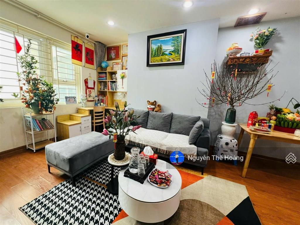 Giá thật, bán ch 2n  2wc 75m2 tòa hồ gươm plaza. tầng trung bc thoáng mát, full nội thất, sổ đỏ