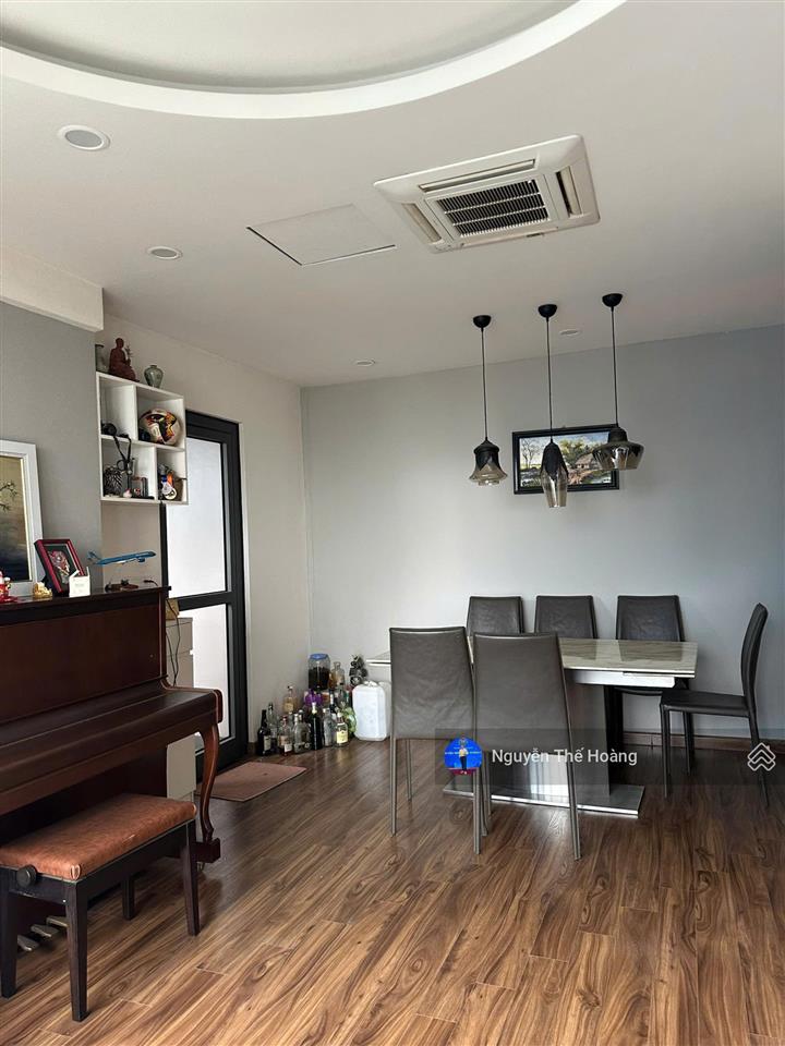 Giá thật, bán ch 3n  2wc 122m2 tòa goldenplam. căn góc thoáng, nội thất đầy đủ, tầng trung, sổ đỏ