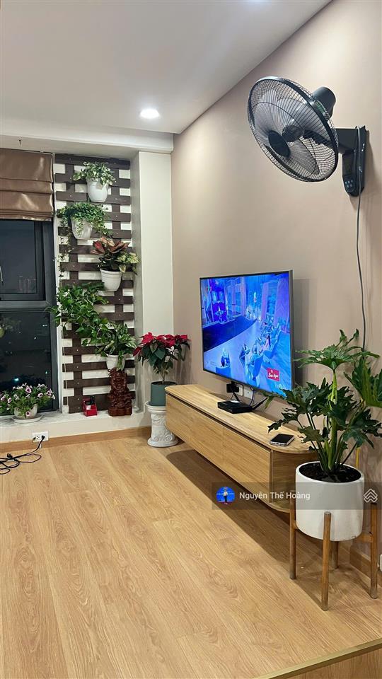 Giá thật, bán ch 2n  2wc tòa ecogreen. tầng trung bc thoáng mát, nội thất đầy đủ, sổ đỏ, giá 5 tỷ