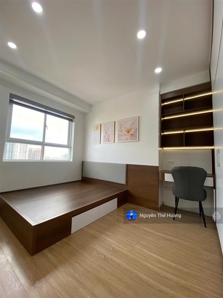 Giá thật, bán ch 3n  2wc tòa c14. 107m2 tầng trung bc thoáng mát, nội thất đầy đủ, sổ đỏ, giá 7 tỷ