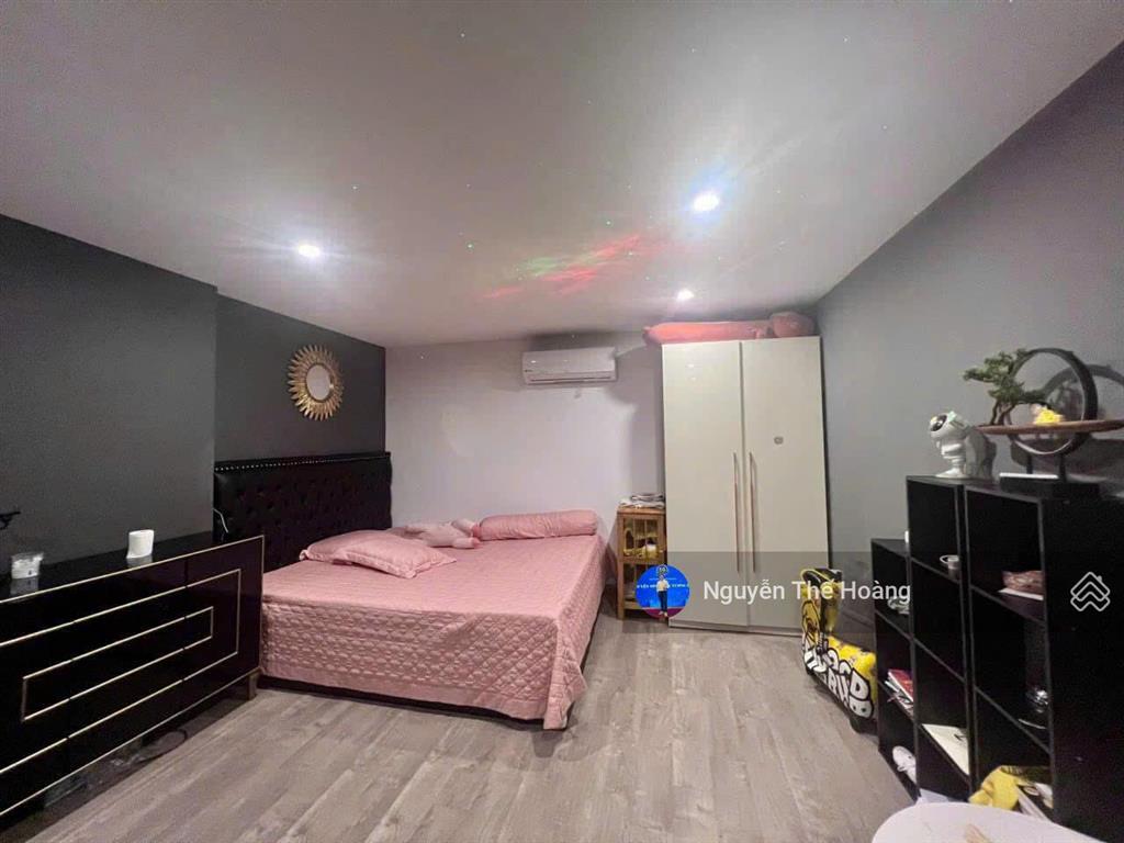 Giá thật, căn duplex hiếm 140m2 tòa ecodream. ban công thoáng mát, nội thất cao cấp, sổ đỏ, 10.3 tỷ