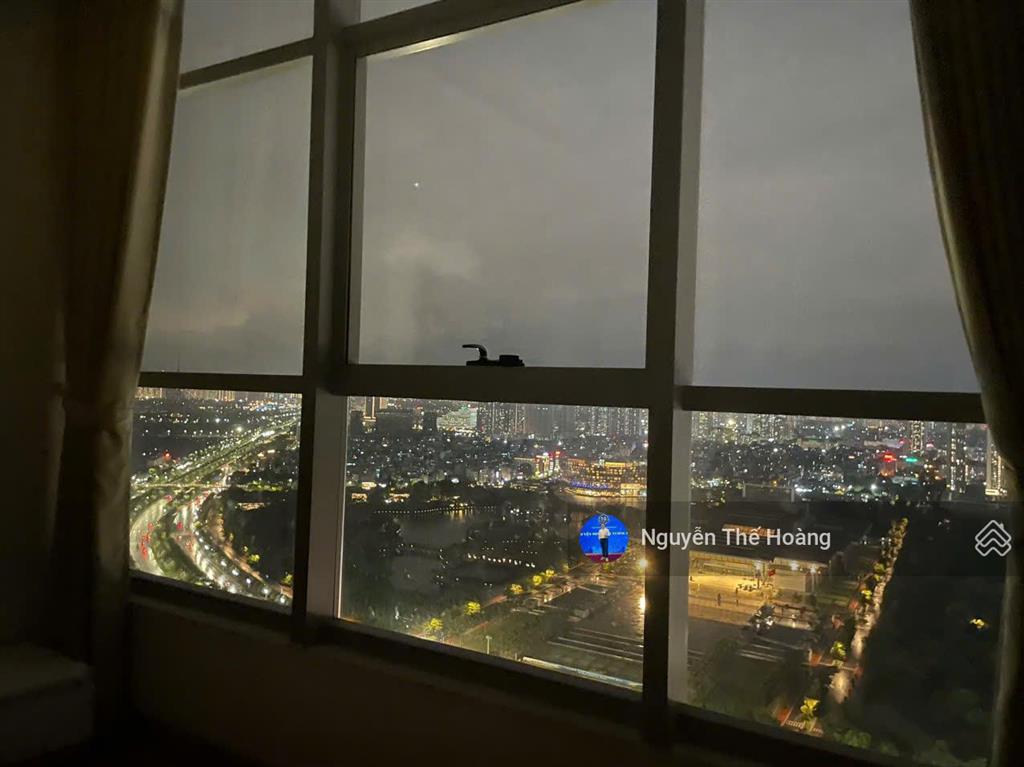 Giá thật, bán ch 3n  2wc 90m2 tòa thăng long. tầng trung bc mát mẻ, view hồ đẹp, sổ, bao thuế phí
