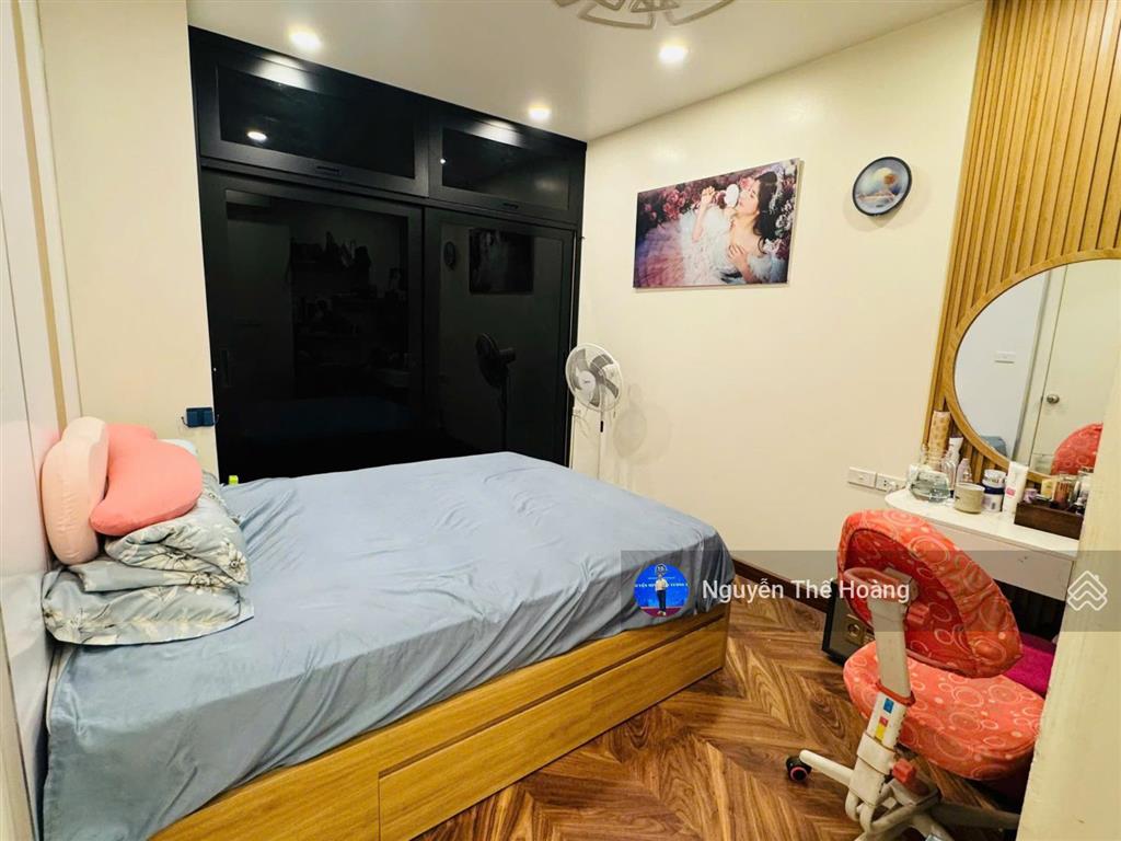 Giá thật, bán ch 2n  2wc 84m2 tòa c37. tầng trung bc thoáng mát, full nội thất đẹp, sổ đỏ, bao phí