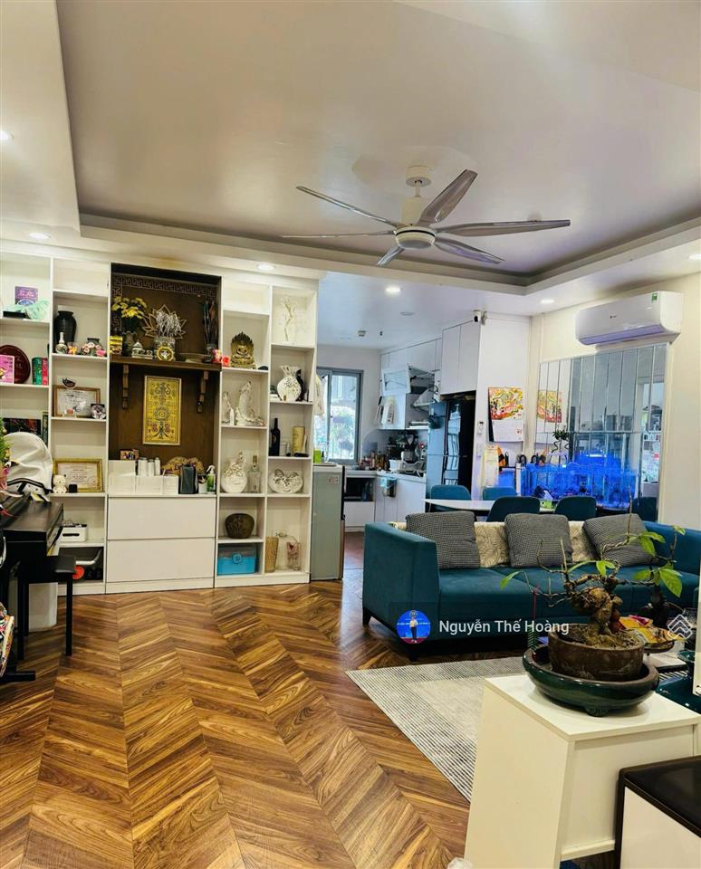 Giá thật, bán ch 2n  2wc 84m2 tòa c37. tầng trung bc thoáng mát, full nội thất đẹp, sổ đỏ, bao phí