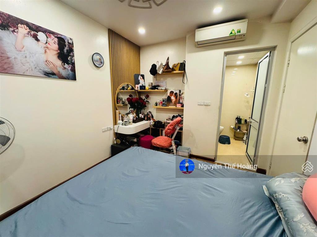 Giá thật, bán ch 2n  2wc 84m2 tòa c37. tầng trung bc thoáng mát, full nội thất đẹp, sổ đỏ, bao phí