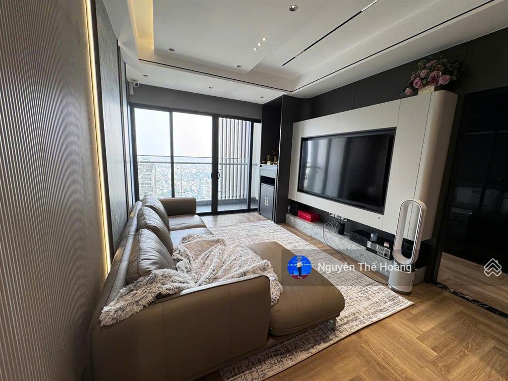 Giá thật, bán ch 107m2, 3n  2wc tòa brg. tầng trung, bc đông nam, view thoáng, full nội thất, sổ