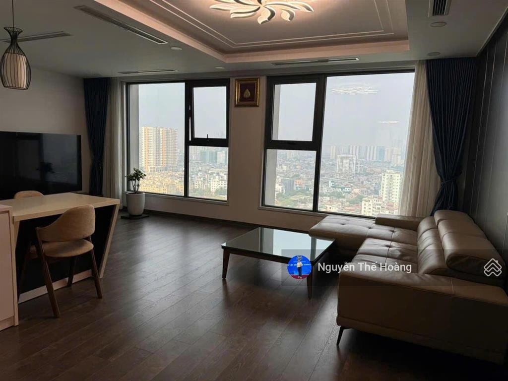 Giá thật, bán ch 3n  2wc 105m2 tòa eco green. tầng trung bc đông nam, full nội thất, sổ đỏ, giá 8