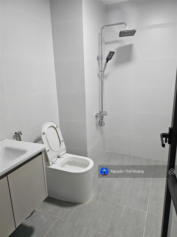 Giá thật, bán ch 3n+1, 2wc 115m2 tòa c37. tầng trung bc thoáng mát, full nội thất, sổ đỏ sẵn