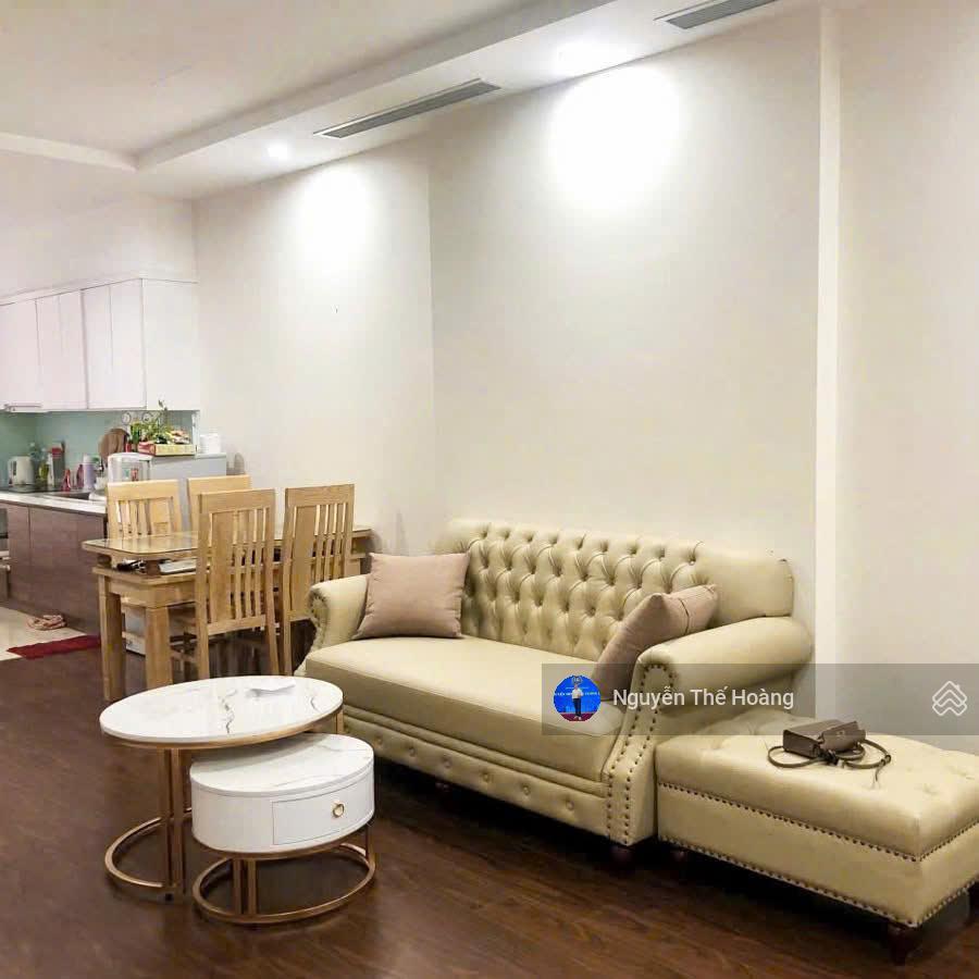 Giá thật, bán ch 2n  2wc 77m2 tòa roman. tầng trung bc thoáng mát, full nội thất, sổ đỏ, giá 6 tỷ