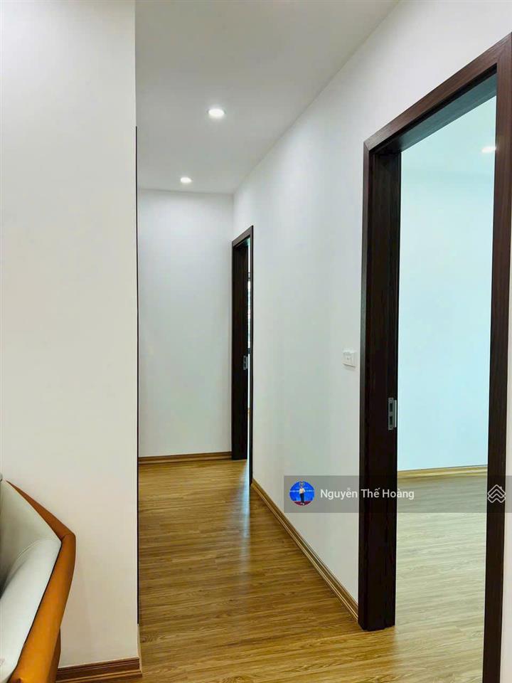 Giá thật, bán ch 2n  2wc 77m2 tòa cenhome 137. tầng trung. đồ cơ bản, ban công mát, giá 5 tỷ 3