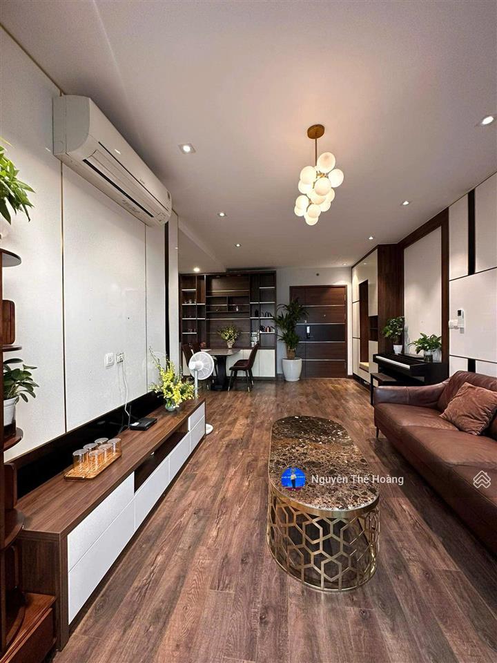 Giá thật, bán ch 3n  2wc 98m2 tòa goldseason. căn góc 2 mặt thoáng, full nội thất, sổ đỏ sẵn