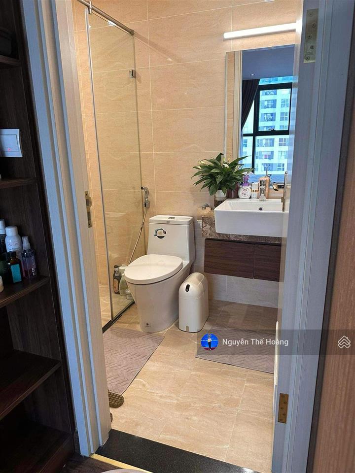 Giá thật, bán ch 3n  2wc 98m2 tòa goldseason. căn góc 2 mặt thoáng, full nội thất, sổ đỏ sẵn