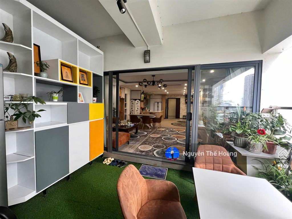Giá thật, bán căn sân vườn 3n  2wc, 128m2 + 18m2 sân vườn. ban công đông nam mát mẻ, full đồ đẹp