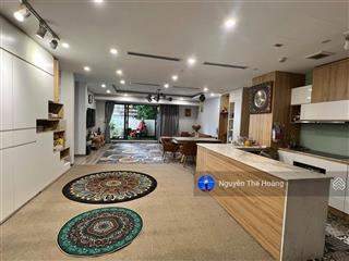 Giá thật, bán căn sân vườn 3n  2wc, 128m2 + 18m2 sân vườn. ban công đông nam mát mẻ, full đồ đẹp
