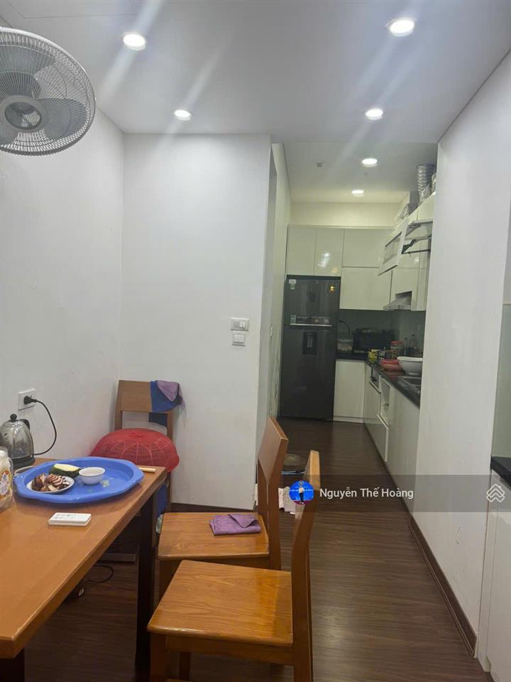 Giá thật, bán ch 3n  2wc 115m2 tòa c37. tầng trung căn góc thoáng mát, đồ cơ bản ở đc luôn, sổ đỏ