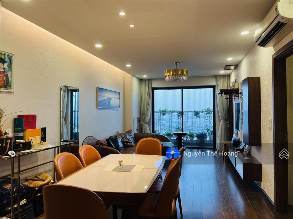 Giá thật, bán ch 3n  2wc 102m2 tòa fivestar. tầng trung bc mát mẻ, full nội thất đẹp, sổ đỏ sẵn gi
