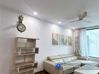 Giá thật, bán ch 3n  2wc 95m2 tòa ecogreen. giá chỉ 7 tỷ 4, full nội thất ban công đông nam, sổ đỏ