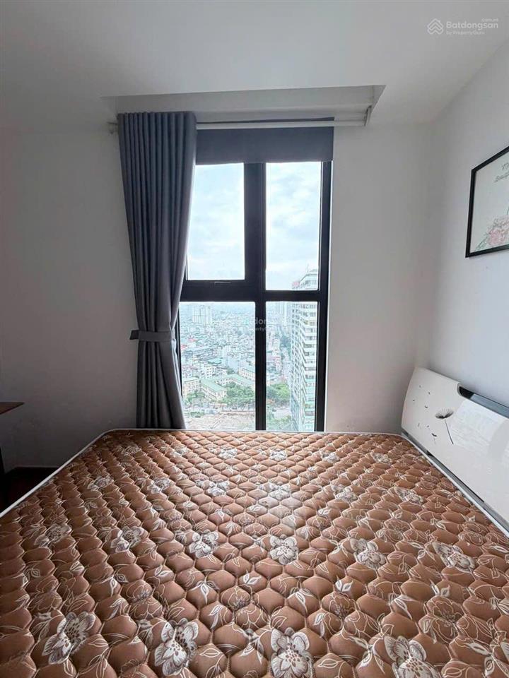 Giá thật, bán ch 2n  2wc 65m2 tòa centerpoint. tầng trung bc thoáng mát mẻ, full nội thất, sổ đỏ