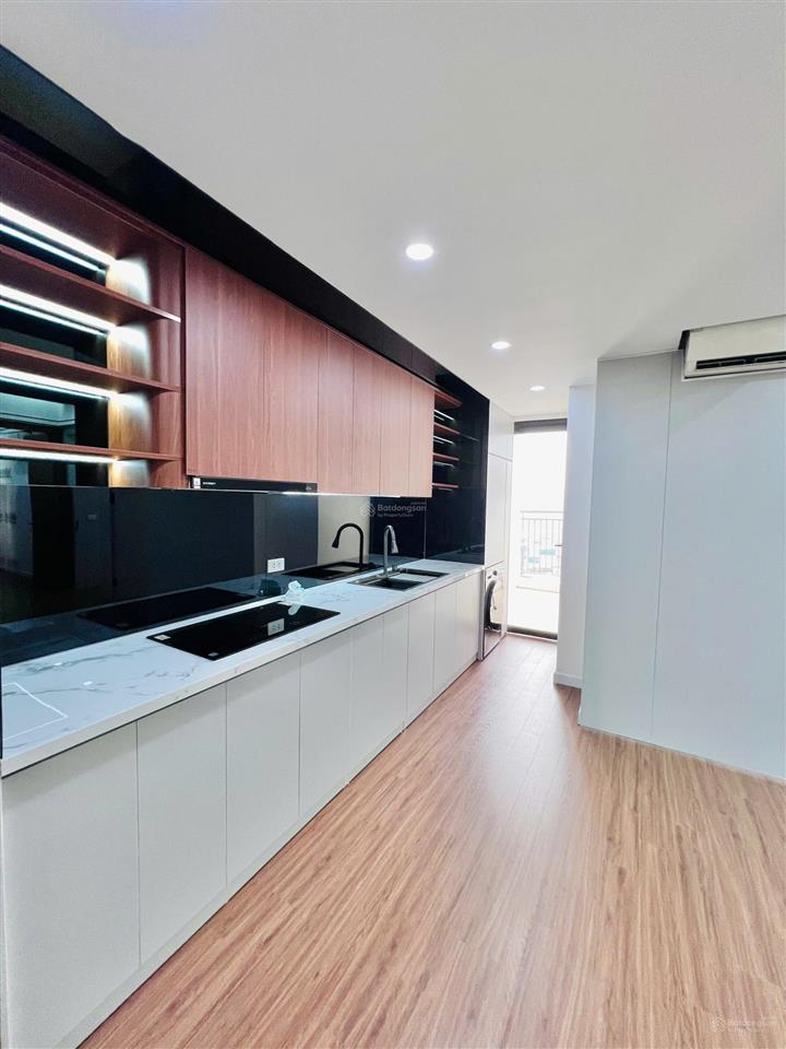 Giá thật, bán ch 3n  2wc 90m2 tòa sapphire. tầng trung bc đông nam mát mẻ, full nội thất, sổ đỏ