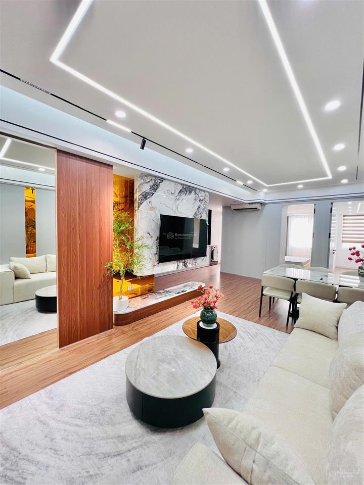 Giá thật, bán ch 3n  2wc 90m2 tòa sapphire. tầng trung bc đông nam mát mẻ, full nội thất, sổ đỏ