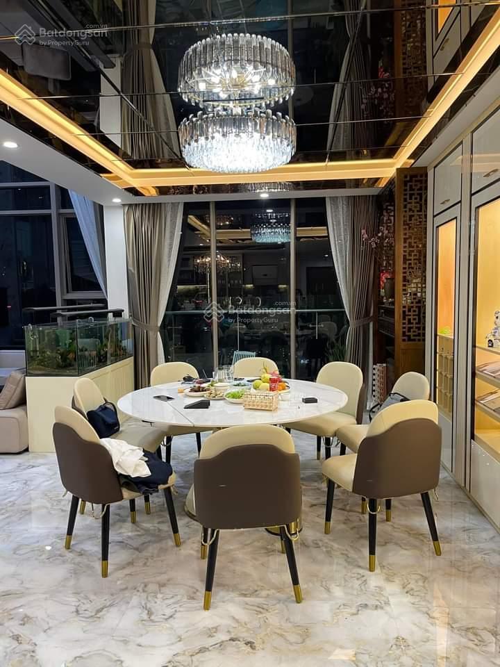 Gia đình cần bán căn duplex 3n3wc tòa eco dream. ban công đông nam, full nội thất, sổ đỏ, 9.9 tỷ