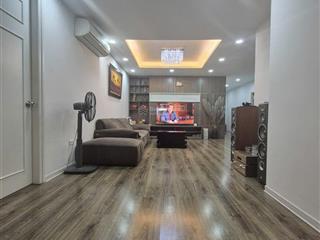 Giá thật, gia đình bán căn 3n  2wc, 106m2 tòa fafilm. tầng trung, bc thoáng mát, full nội thất đẹp