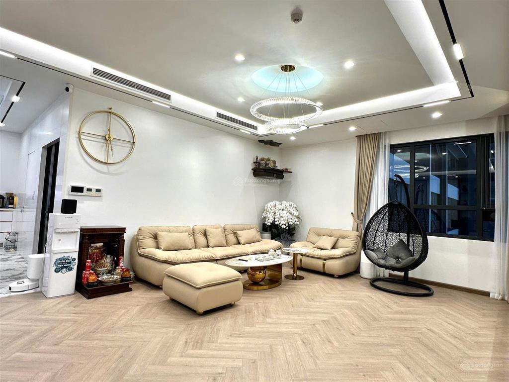 Giá thật, gia đình bán gấp ch 4pn, 3wc, 162m2, giá tốt tại brg 25lvl, full đồ đẹp, bc đông nam, sổ