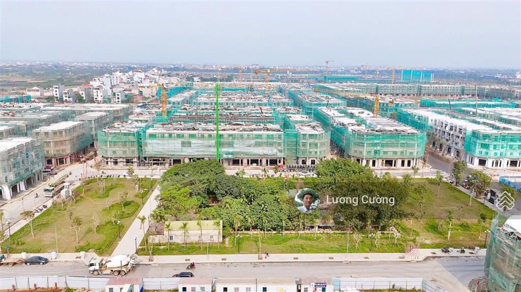 Bán gấp! liền kề 104 m2,phân khu hừng đông, vị trí đẹp, giá 18 tỷ, vinhome wonder cityhà nội