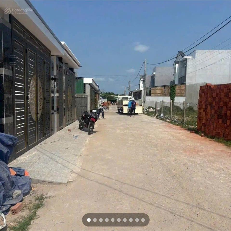 Bán nhà mái thái mới tinh long điền giáp long toàn, hẻm oto bê tông, gần chợ, trường học ...