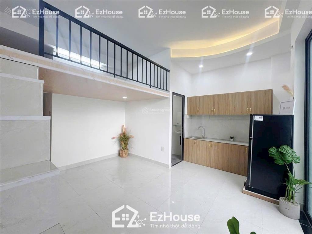 Khai trương căn hộ có gác, full nội thất, ban công, ngay trường chinh, an sương