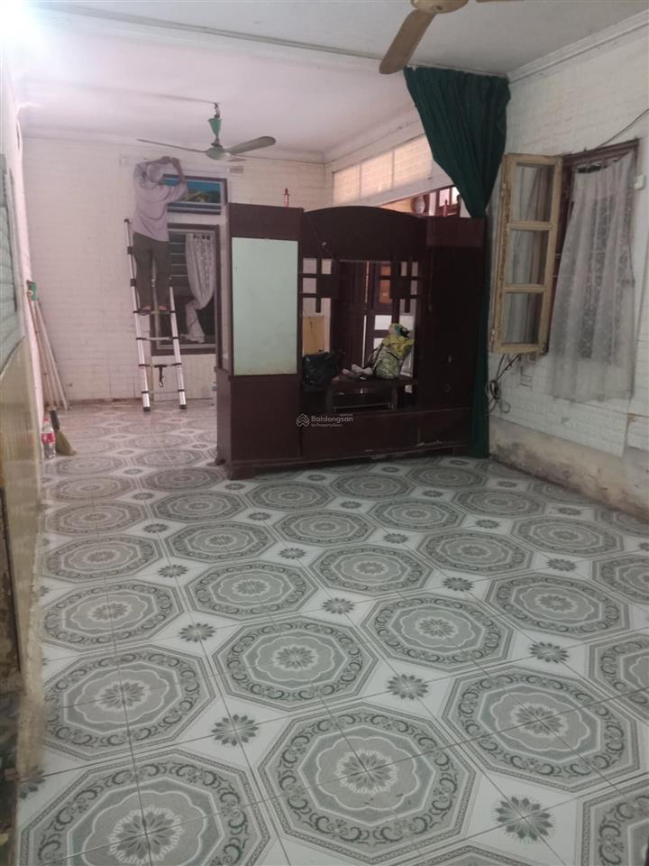 Nhà t1 đang cho thuê kinh doanh tốt