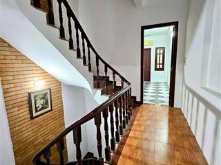 Hàng hiếm! cực phẩm phố vũ ngọc phantrung tâm đống đa  diện tích 54m2  5 tầng 3 bước oto tránh