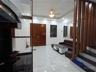 Siêu phẩm phố ngọc thụy long biên nhà 5 tầng mặt tiền rộng ô tô đỗ cổng  dân trí cao