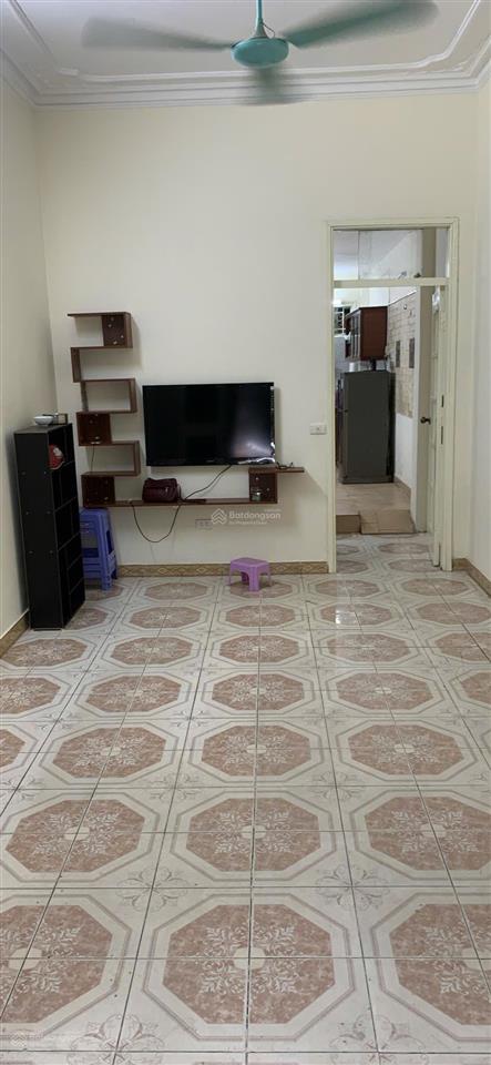 Chính chủ cho thuê nhà ở phố 8/3phường bạch mai hai bà trưng 50 m2 ô tô qua nhà full nội thất