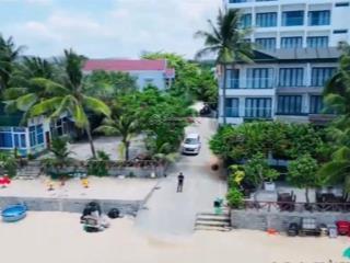 Bán khách sạn mặt biển 5 tầng, 45 phòng, palm beach  tuy an  phú yên  giá 70 tỷ