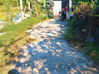 Bán mảnh đất 1700m2, có thổ cư hơn 700m2, cạnh đường ven biển tuy an  cách biển ~200m