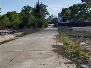 Đất biển bãi choi  tuy an  phú yên ( đông đắk lắk) dt  14x18m full thổ cư sát homestay 