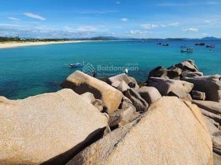 Bán đất cạnh biển phước đồng, tuy an  180m2 full thổ cư  ngang 14m  cách biển chỉ 10 bước chân