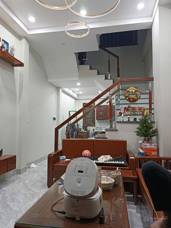 Bán nhà đẹp phân lô thị trấn trôi  hoài đức  37,6m²  oto chạy vòng quanh